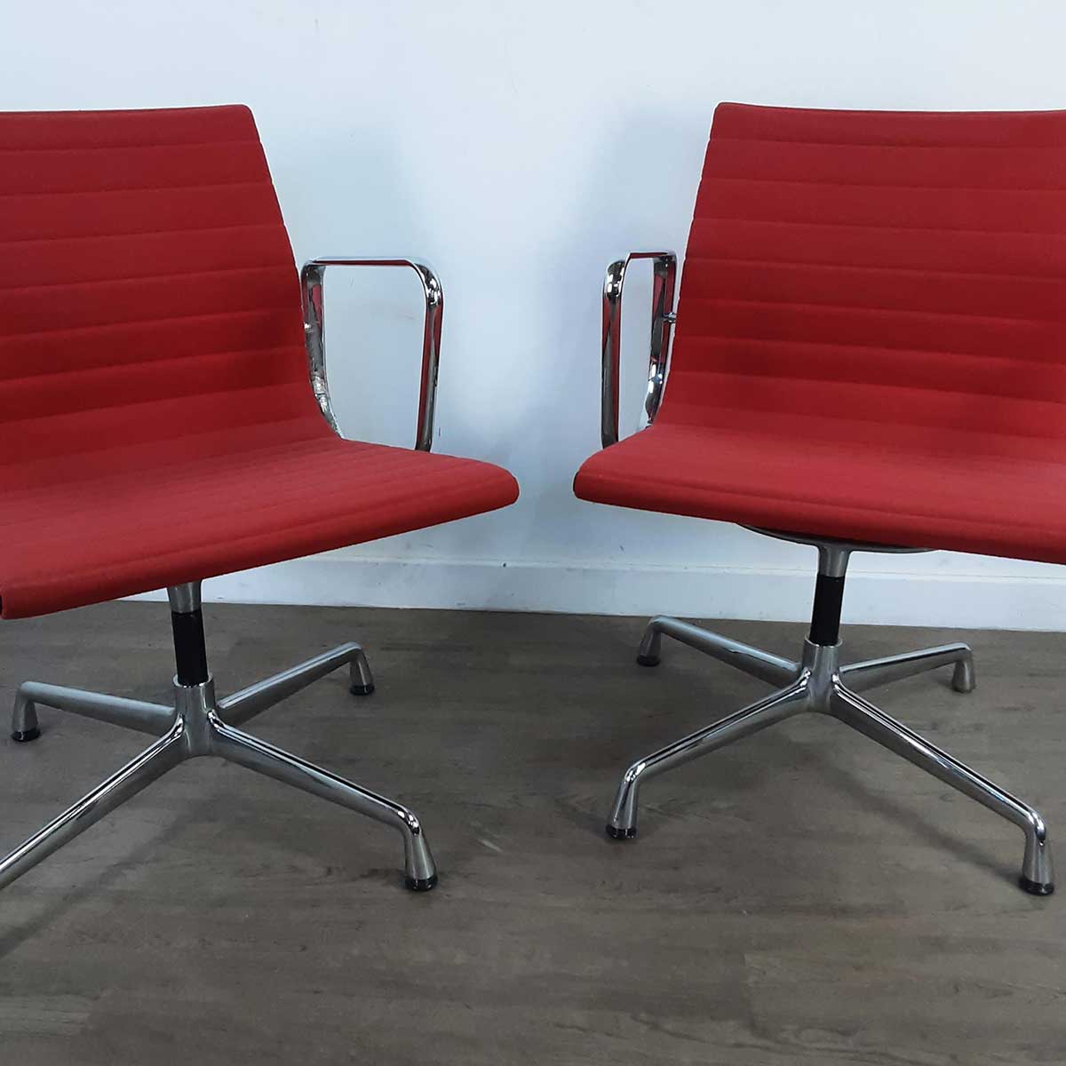 An American Design Classic to Make You Sit Up and Take Notice