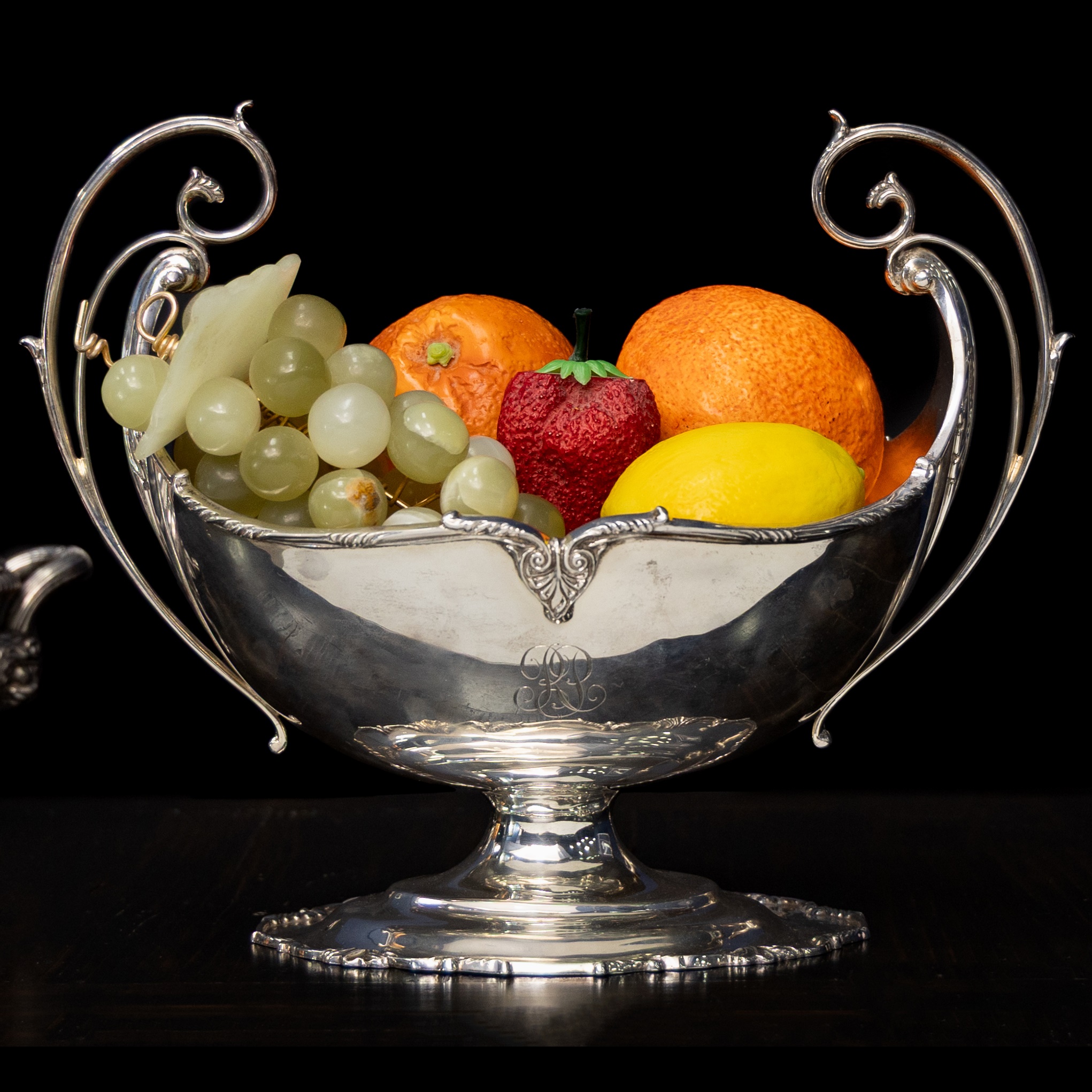 Life in Style: Silver & Luxury Accessories