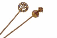 Lot 32 - LATE VICTORIAN ORB MOTIF PIN the orb 16mm high...
