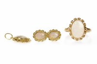 Lot 279 - SUITE OF OPAL JEWELLERY comprising a nine...