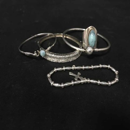 Lot 42 - LOT OF SILVER JEWELLERY including rings and a...