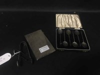 Lot 368 - SET OF SIX SILVER BEAN TOP COFFEE SPOONS in...