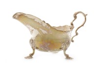 Lot 913 - EARLY 20TH CENTURY SILVER SAUCE BOAT maker...