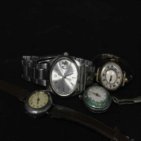 Lot 17 - LOT OF VINTAGE WRIST WATCHES including some...