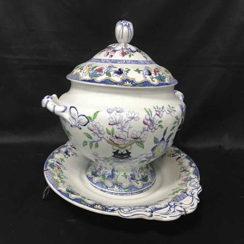 Lot 184 - EARLY 20TH CENTURY MINTONS TUREEN with stand