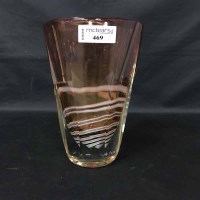 Lot 469 - FOUR PIECES OF ART GLASS including two bowls,...