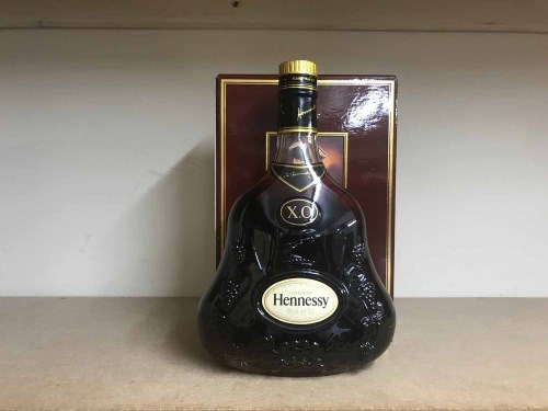 Lot 5 - HENNESSY XO 70cl, 40% volume, in carton.