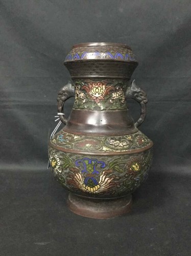 Lot 1 - CHINESE TWIN HANDLED BRONZE AND ENAMEL VASE