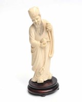 Lot 398 - EARLY 20TH CENTURY CHINESE IVORY CARVING OF A...