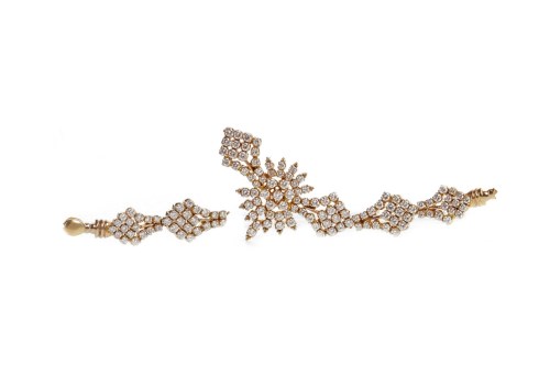Lot 190 - PARTIAL DIAMOND NECKLACE comprising the front...
