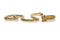 Lot 195 - IMPRESSIVE NINE CARAT GOLD CHAIN NECKLACE WITH...