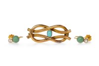 Lot 246 - VICTORIAN TURQUOISE BROOCH open and in the...