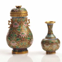 Lot 466 - 20TH CENTURY CHINESE CLOISONNE LIDDED VASE...