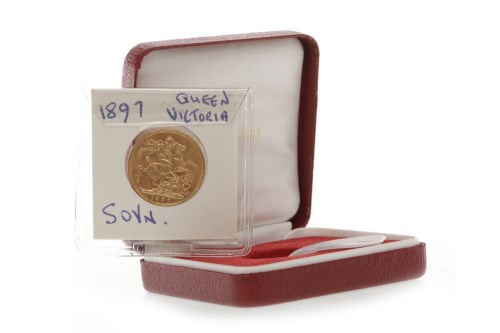 Lot 523 - GOLD SOVEREIGN DATED 1897
