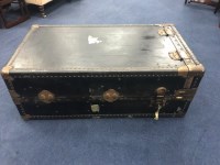 Lot 115 - GENTLEMAN'S TRAVEL TRUNK fitted interior