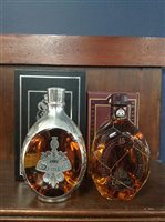Lot 50 - DIMPLE ROYAL DECANTER & DIMPLE 15 YEARS OLD