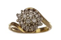 Lot 68 - A DIAMOND CLUSTER RING
