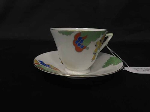 Lot 129 - ROYAL DOULTON ART DECO 'FELICITY' PATTERN TEA SERVICE