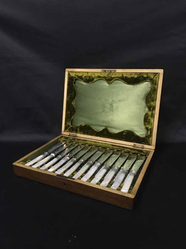 Lot 138 - CANTEEN OF SILVER PLATED FISH CUTLERY