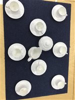 Lot 182 - COALPORT COUNTRYWARE DINNER SERVICE