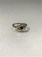 Lot 84 - A BLUE GEM AND DIAMOND RING