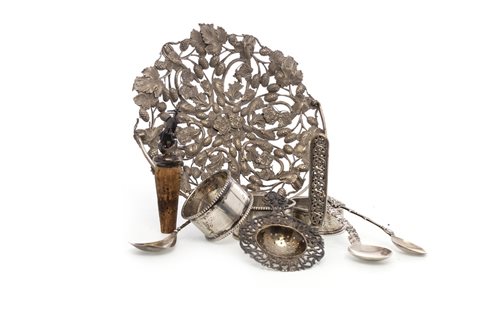 Lot 720 - A DUTCH SILVER SPOON AND OTHER ITEMS