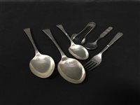 Lot 164 - A COLLECTION OF SILVER PLATED CUTLERY