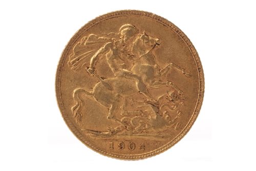 Lot 601 - A GOLD SOVEREIGN, 1904