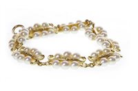 Lot 34 - A MIKIMOTO GOLD AND PEARL BRACELET