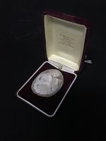 Lot 361 - A VICTORIAN OVAL SHELL CAMEO
