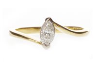 Lot 133 - A DIAMOND SOLITAIRE RING