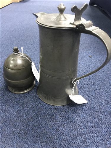 Lot 315 - A PEWTER JUG AND CADDY