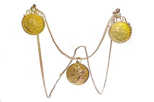 Lot 520 - GOLD COIN NECKLACE