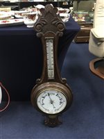 Lot 197 - AN EARLY 20TH CENTURY BAROMETER