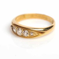 Lot 1650 - VICTORIAN DIAMOND FIVE STONE RING set with...