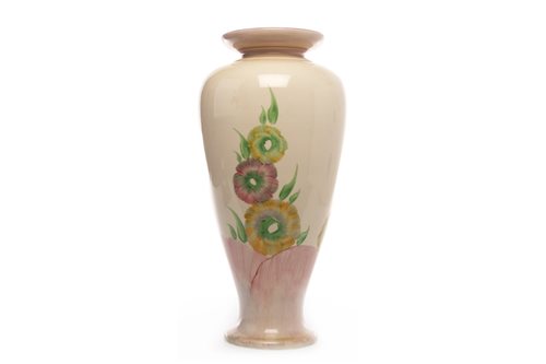 Lot 1271 - A BALUSTER VASE IN THE STYLE OF CLARICE CLIFF 'PINK PEARLS' PATTERN DESIGN