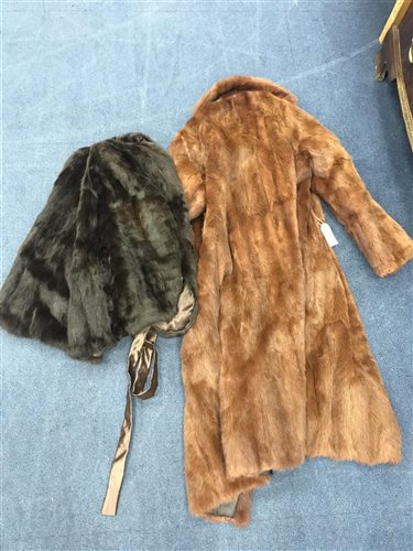 Lot 309 - A COLLECTION OF FURS