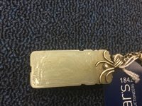 Lot 1036 - A CHINESE JADE PENDANT