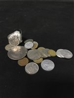 Lot 59 - A MIXED LOT OF COINS