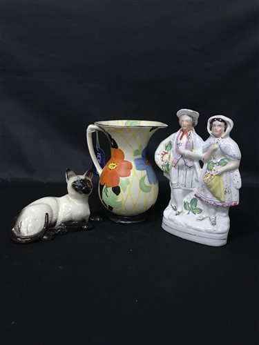 Lot 317 - A ROYAL DOULTON FIGURE OF A SIAMESE CAT AND OTHER CERAMICS