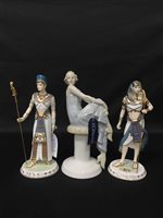 Lot 347 - A LOT OF ROYAL DOULTON AND WEDGWOOD FIGURES