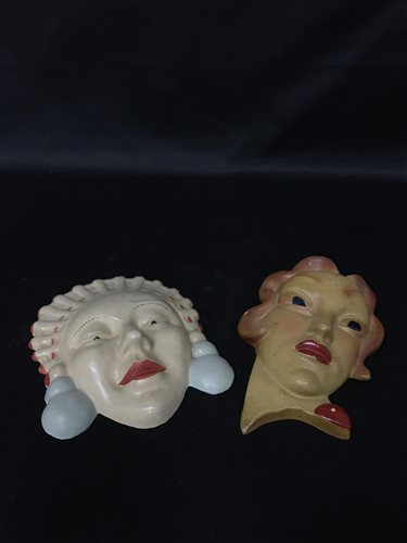 Lot 257 - ART DECO STYLE FACE WALL MASK AFTER CLARICE CLIFF