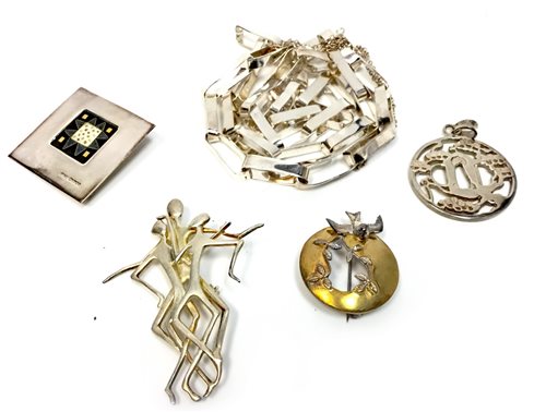 Lot 30 - A COLLECTION OF SILVER JEWELLERY