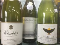 Lot 1 - A SELECTION OF CHABLIS, PINOT GRIGIO AND OTHER WHITE WINE - TWELVE BOTTLES