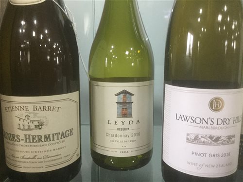 Lot 6 - A SELECTION OF CROZES-HERMITAGE, CHARDONNAY AND OTHER WHITE WINE - TWELVE BOTTLES