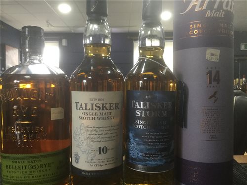 Lot 62 - A SELECTION OF MALT WHISKY AND RYE WHISKEY - FOUR BOTTLES