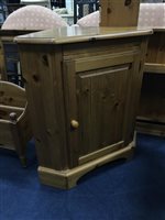Lot 413 - A GROUP OF MODERN PINE FURNITURE