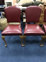 Lot 420 - A SET OF SIX LEATHER UPHOLSTERED DINING CHAIRS