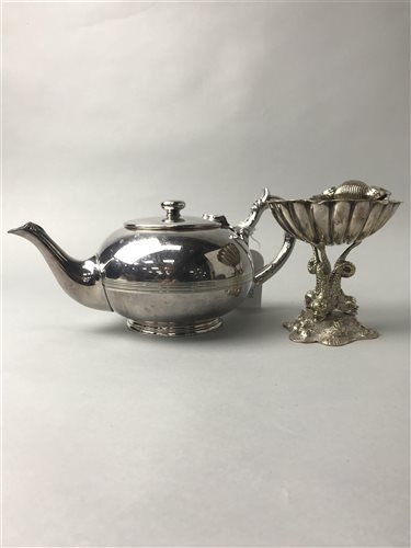 Lot 26 - A GROUP OF SILVER PLATED OBJECTS