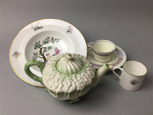Lot 63 - A GROUP OF MODERN WORCESTER CUPS AND PLATES